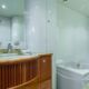 Charter Azimut 98 bathroom
