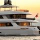 Luxurious Yacht Curvelle
